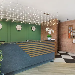 https://hotel-old-wall.alltbilisihotels.com