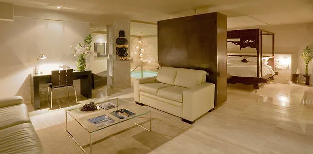 The Hotel Caracas